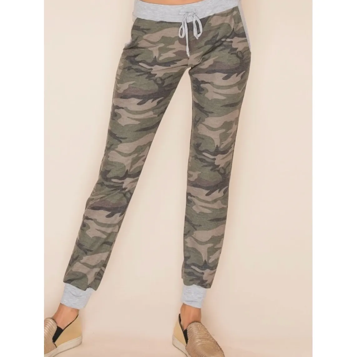 Camo Curvy Fit Joggers